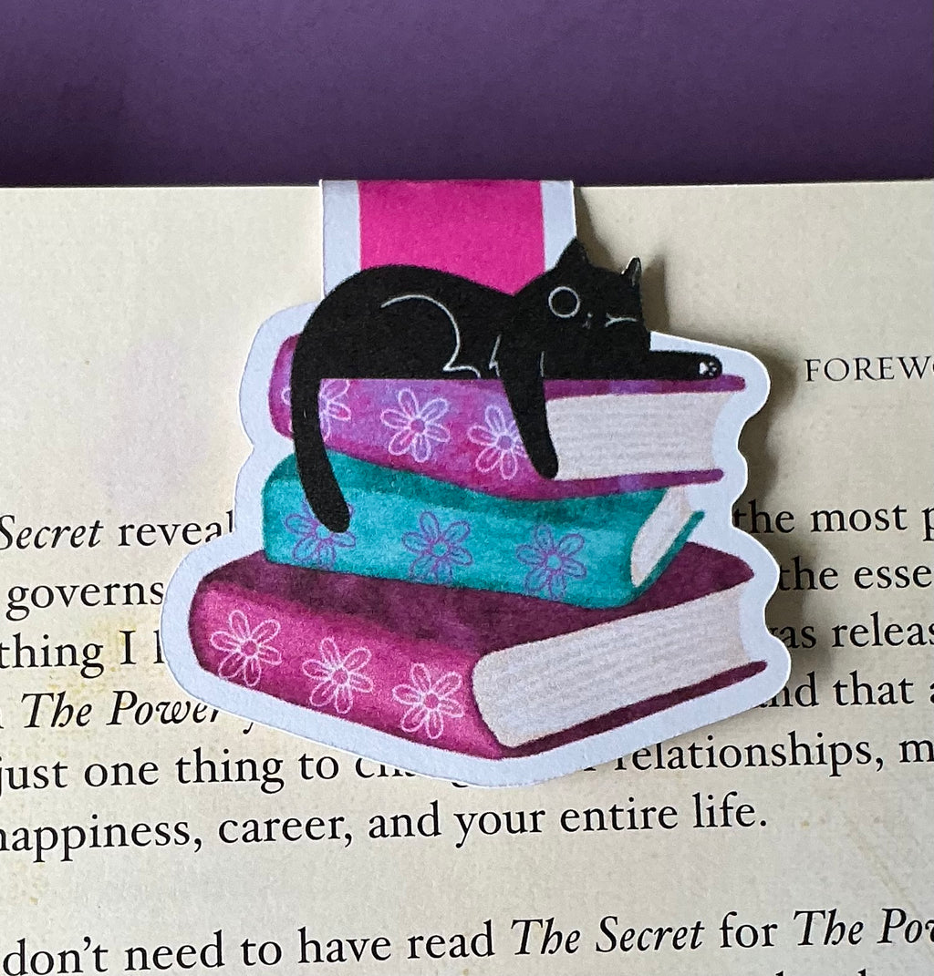 WinkiKitty Book Stacks Magnetic Bookmark
