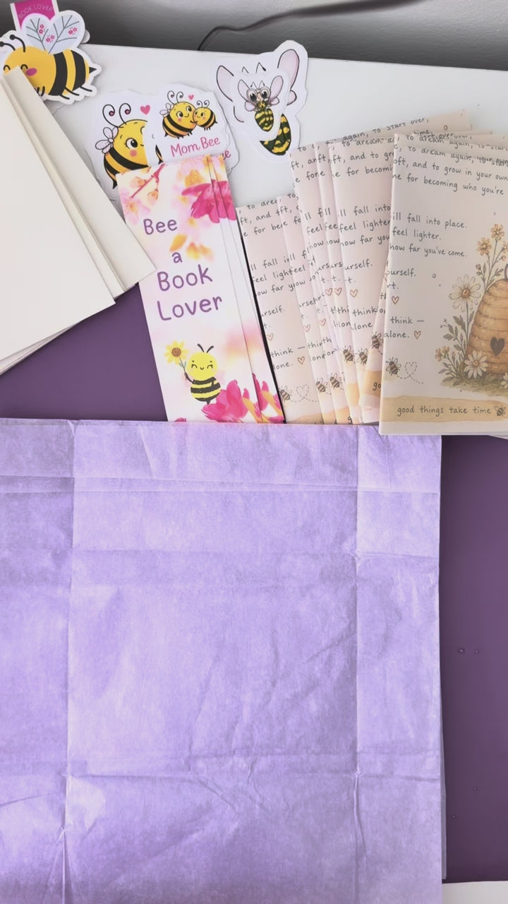 BEE HONEY BOOK LOVER SNAIL MAIL CLUB